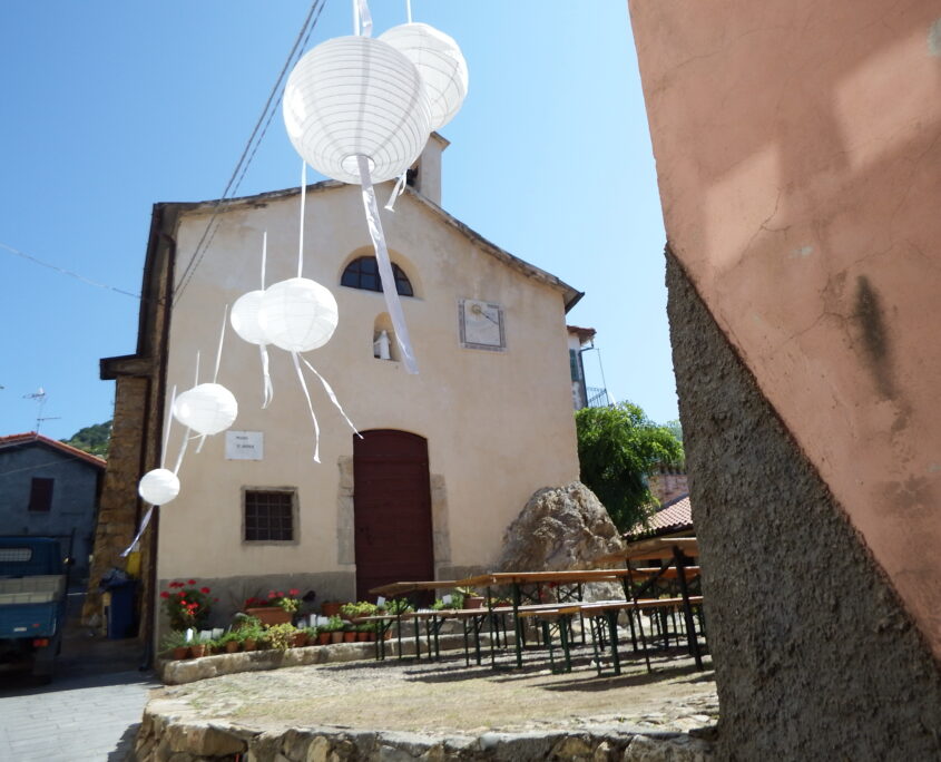 Chiusanico chiesa di sant'Anna